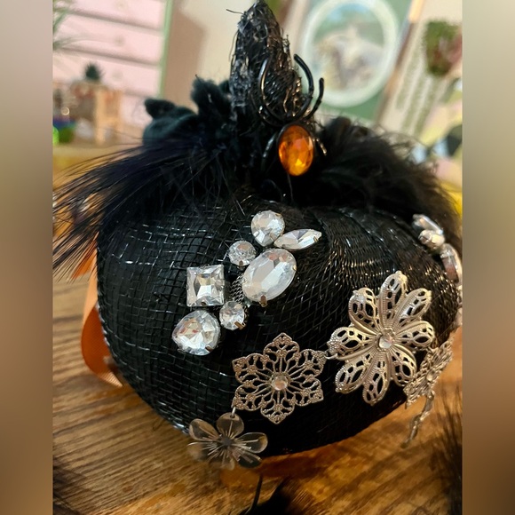 OOAK Handmade Upcycled GOTHIC Fabric Pumpkin - Gothic Halloween Vintage Jewelry - Picture 3 of 7